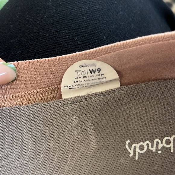 3 FOR $35 Allbirds Tree Breezers Light Dusty Pink 9 women’s - freshly laundered - Picture 7 of 7